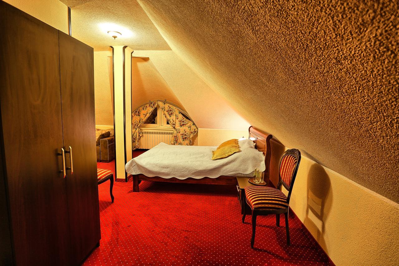 Hotel Zodiak 3*