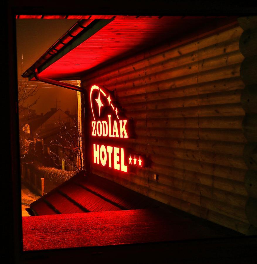 Zodiak 3*